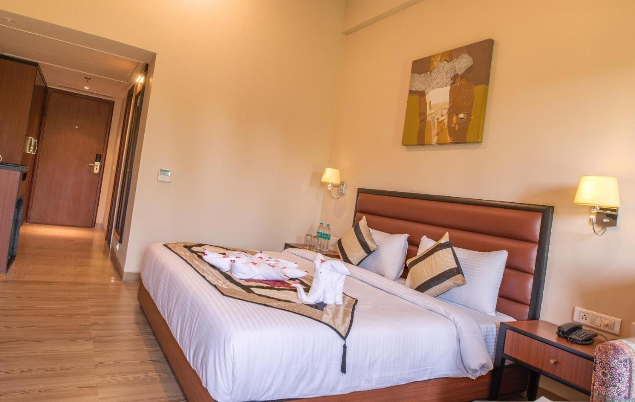 The Lalita Grand Mathura- Vrindavan Εξωτερικό φωτογραφία